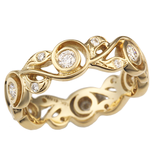 Vine & Leaf Wedding Band in Yellow Gold