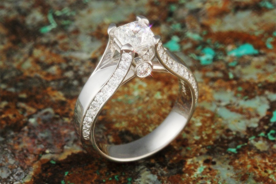 Modern Juicy Light Engagement Ring